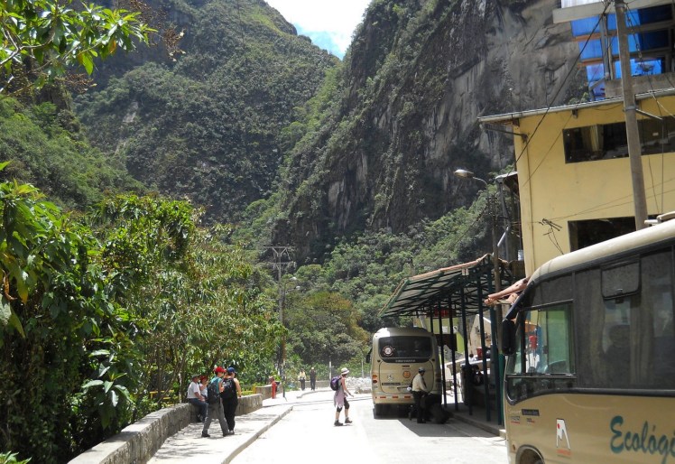 Estação dos buses que vão até Machu Picchu