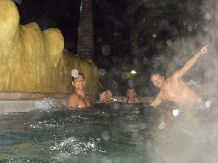 Águas Termais do Arenal - BALDI