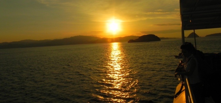 Por-do-sol na península de Nicoya