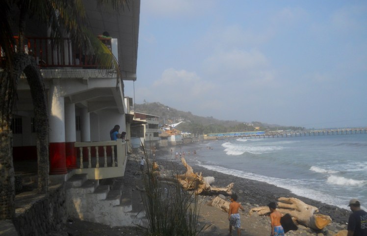 Punta Roca - La Libertad