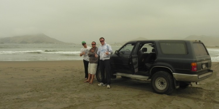 Para chegar na beira da praia em Puerto Viejo, só de 4x4 ..