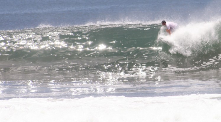 Surfing Playa Colorado