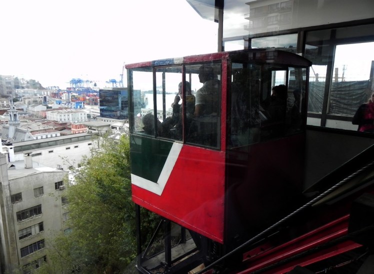 Elevador funicular em Valparaiso
