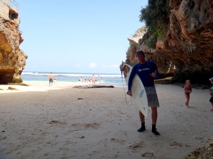Prestes a realizar um sonho: surfar Uluwatu