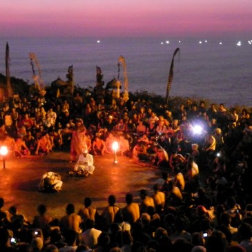 Uluwatu Temple - Kecak Dance