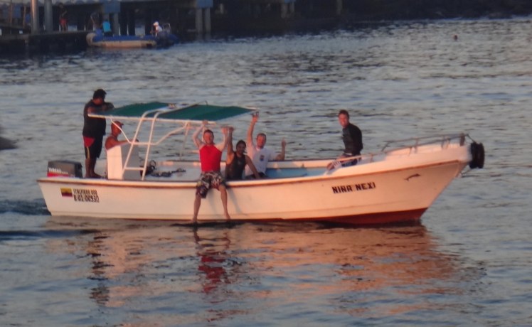 Boat-trip Tongo Reef