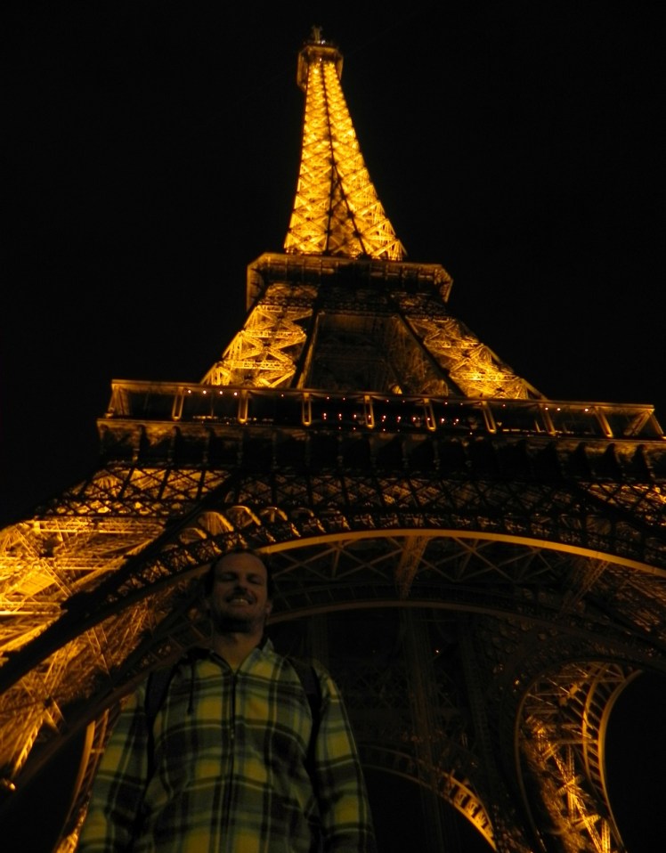 Torre Eiffel à noite