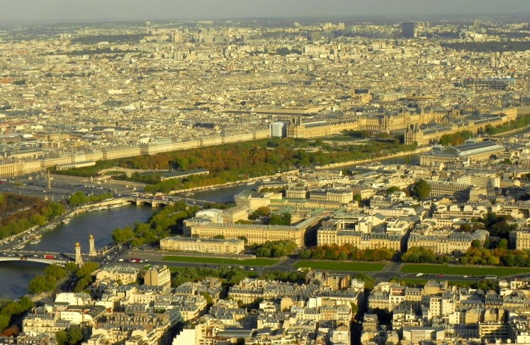 Visual do topo da Torre Eiffel