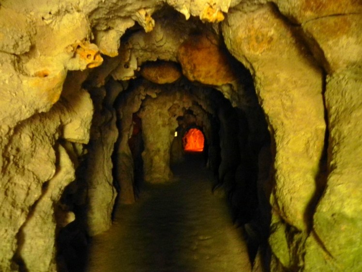 Quinta da Regaleira - Passagens subterrâneas interligam diversas partes do jardim