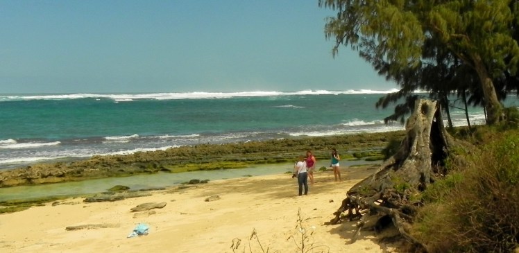 Pahipahialua Beach