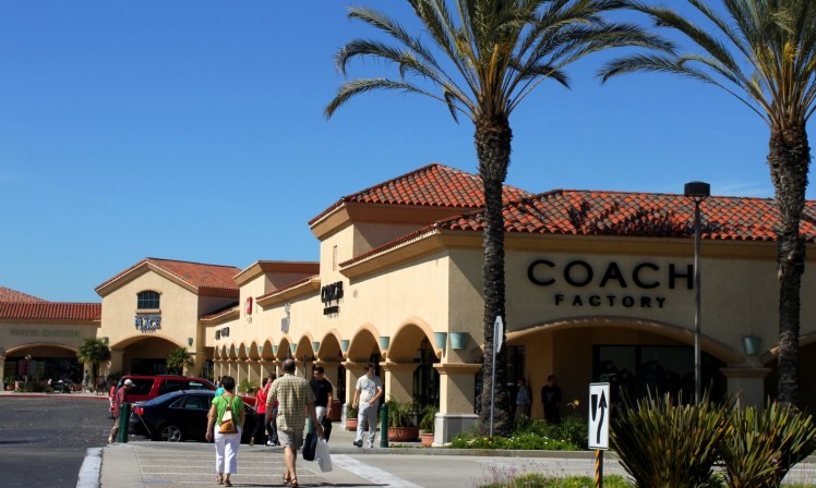 Camarillo Premium Outlets