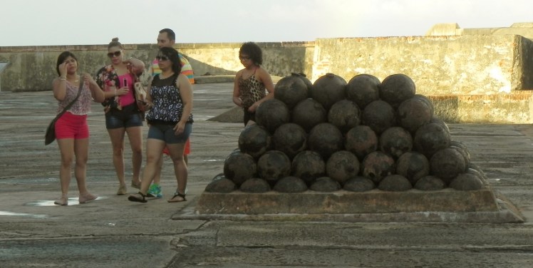 As buchas e os canhões ...