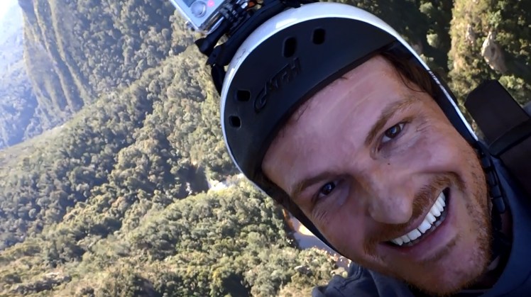 O resgate! Feliz por estar vivo! kkkk